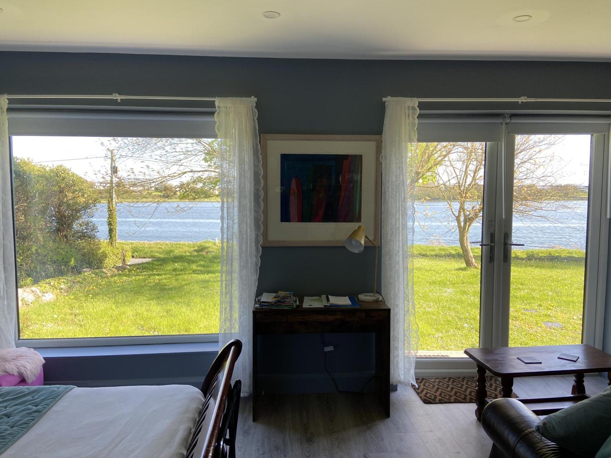 The Cosy Studio By The Shore Голуэй Экстерьер фото